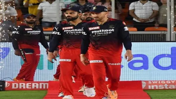 Faf du Plessis, Virat Kohli