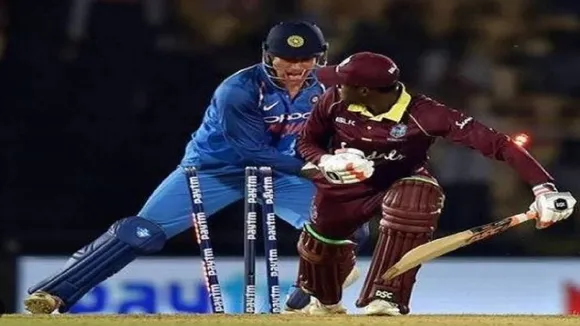 MS Dhoni के नाम है सबसे तेज स्टंपिंग का वर्ल्ड रिकॉर्ड