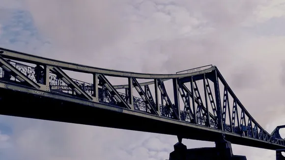bridge theft in mumbai