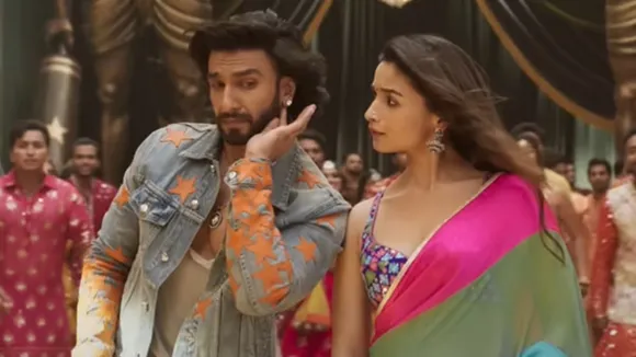 What Jhumka Song