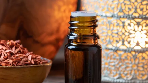 sandalwood oil