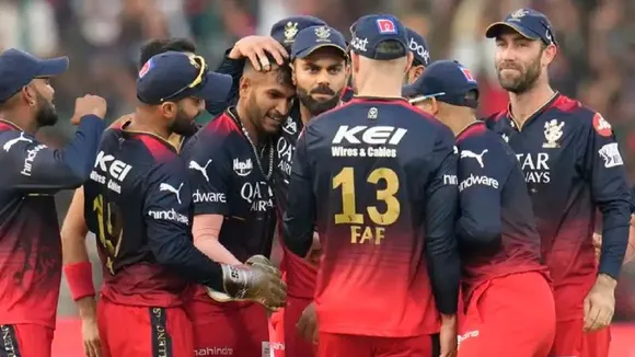 IPL Records rcb scorecard of first ipl match vs kkr is like mobile