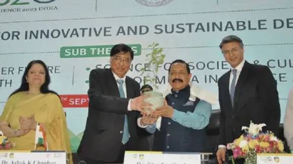 Dr. jitendra Singh