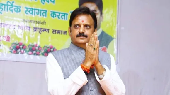 MP Deputy CM Rajendra Shukla Injured Before Oath Ceremony