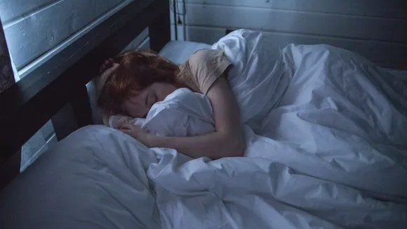 sleep with the lights on at night