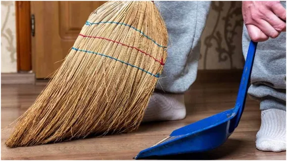 Broom Vastu