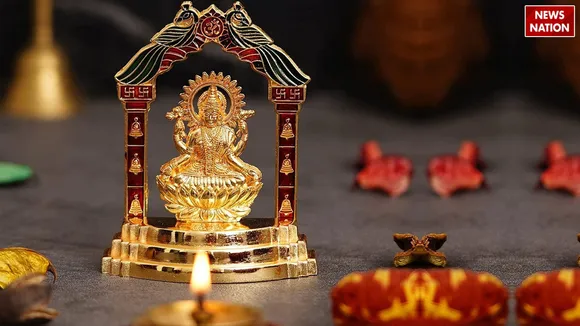 Sone Ki Murti Ki Puja