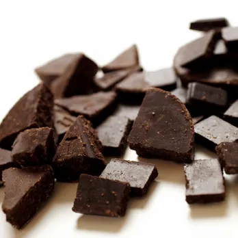 Disadvantages of eating chocolate avoid eating