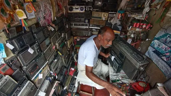 radio man