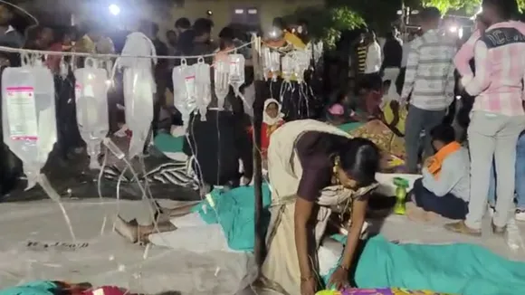 eating Prasad in Maharashtra
