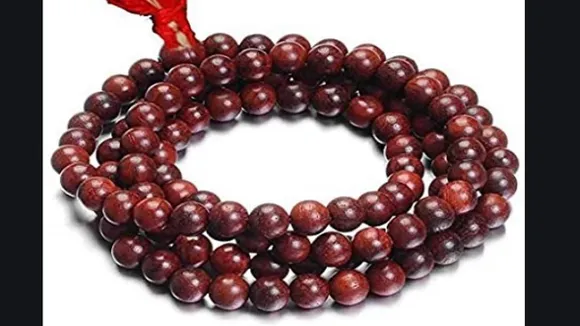 benefits of wearing chandan ki mala sandalwood