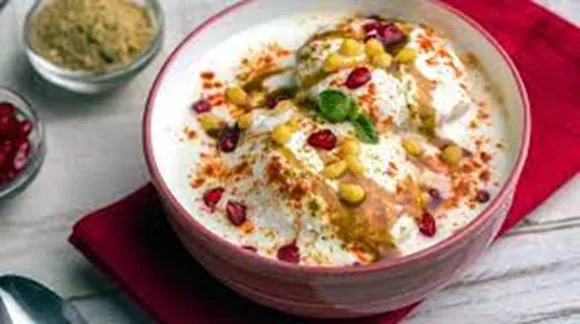 Dahi Vada Recipe made for holi in hindi