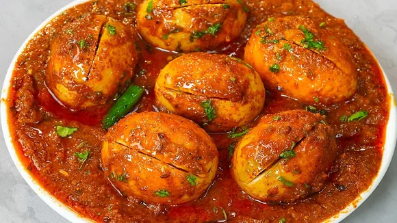 egg curry recipe at home