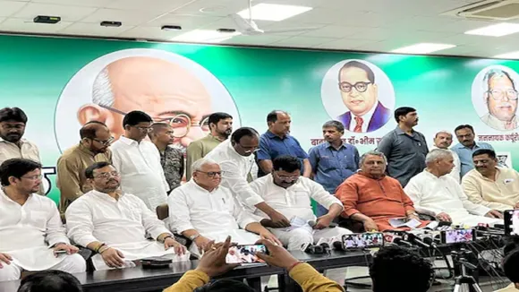 leader Ahmed Ashfaq Karim joins JDU