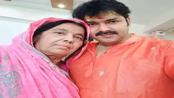 pawan singh maa