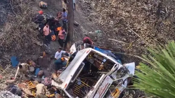 Akhnoor bus accident