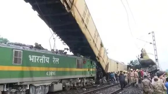 Kanchanjunga Express Accident Live