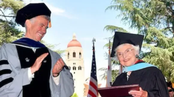 Old Woman Got Master Degree