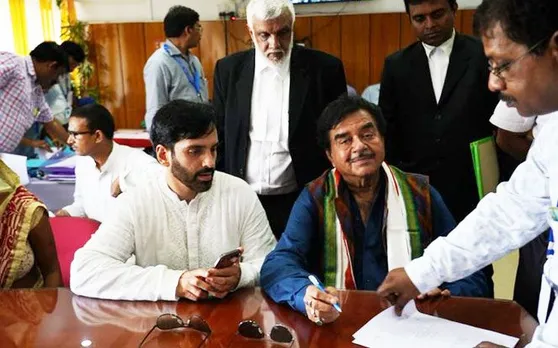 पटना साहिब से कांग्रेस प्रत्याशी शत्रुघ्न सिन्हा ने नामांकन दाखिल किया