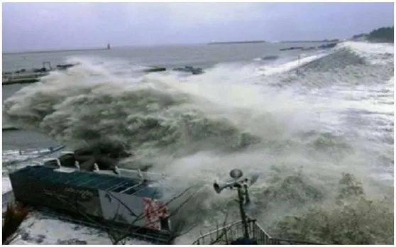 फानी तूफान (Cyclone Fani): ओडिशा में फंसे पर्यटकों के लिए चलेगी विशेष ट्रेन