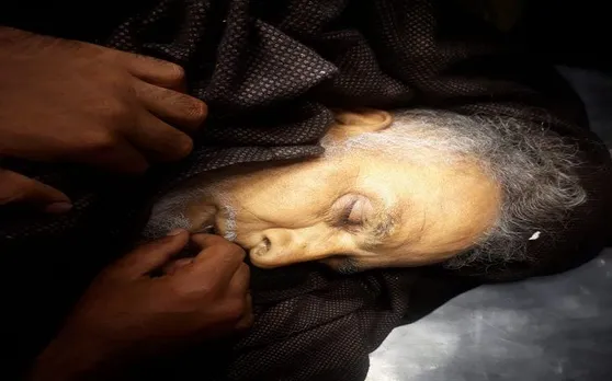 जम्मू-कश्मीर: आतंकवादियों ने बीजेपी नेता को गोलियों से भूना, सुरक्षा बलों ने इलाके को घेरा