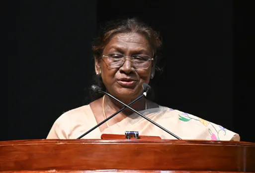 New Delhi: Eklavya School Students Meet President Murmu