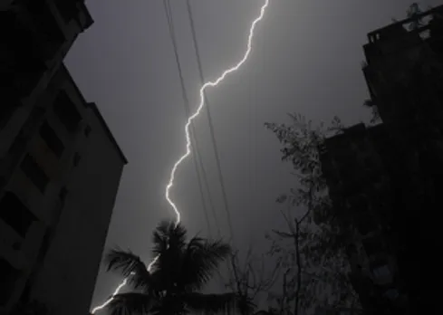 राजस्थान के भरतपुर जिले में बिजली गिरने से दो लोगों की मौत