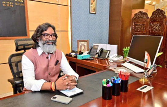 Ranchi: JMM leader Hemant Soren assumes charge as Jharkhand Chief Minister following the swearing-in ceremony
