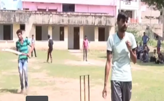 इनकी अंधेरी जिंदगी में रोशनी की तरह है क्रिकेट 