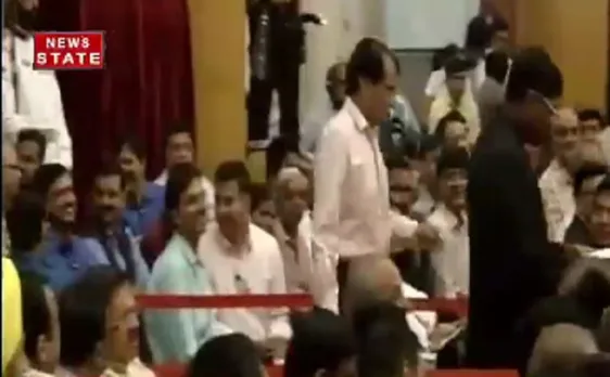  रेलमंत्री सुरेश प्रभु ने दिया इस्तीफा, ट्विटर पर दिया धन्यवाद 