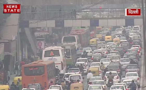 दिल्ली: बढ़ते प्रदूषण के बीच 'साफ हवा की सौगात'
