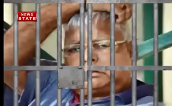 लालू को साढ़े तीन साल की सजा, बेल के लिए हाईकोर्ट में देंगे अर्जी