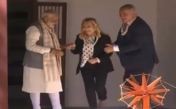 पीएम मोदी और नेतन्याहू ने साथ देखा साबरमती आश्रम
