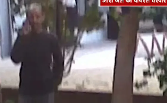 बिहारः आरा जेल में कैदी कर रहे हैं मोबाइल इस्तेमाल
