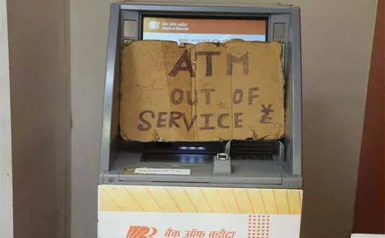 कम हुए कैश की क्या है वजह, सरकार के दावे कितने ठोस?