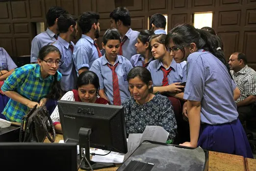 CBSE 10th result 2018: सीबीएसई 10वीं के नतीजे घोषित