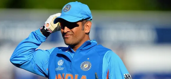 STADIUM: IPL में बता दिया शानदार फॉर्म में हैं धोनी