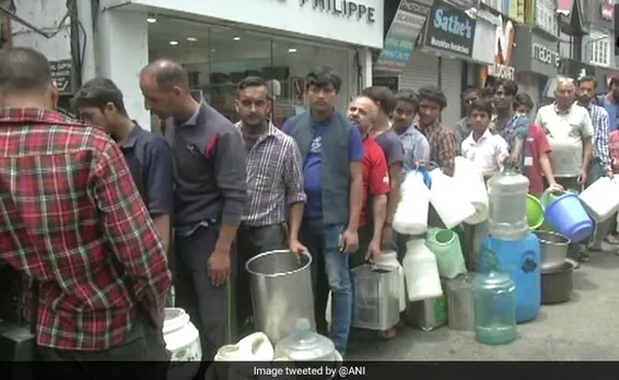 शिमला में पानी का संकट, टूरिस्ट और स्थानीय निवासी परेशान