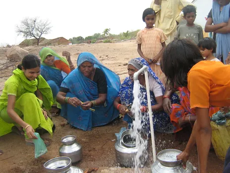 खबर विशेष: यूपी और उत्तराखंड के कुछ इलाकों से पानी गायब
