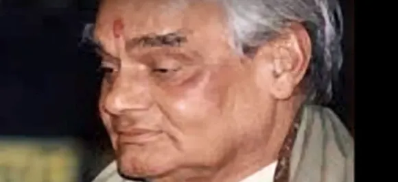 अटल बिहारी वाजपेयी से मिलने AIIMS पहुंचे पीएम मोदी