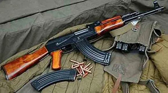 छोटा शकील गैंग का एक सदस्य गिरफ्तार, घर में मिली AK-56 