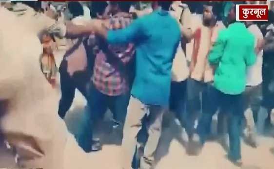 चाय गरम : TDP और YSRCP के कार्यकर्ताओं में झड़प 