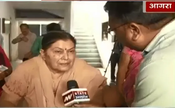 Election 2019 2nd Phase Poll : आगरा में बुर्जुग मतदाताओं का दिखा हुजूम 