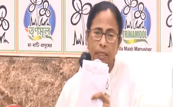 चुनाव आयोग के फैसले के बाद ममता बनर्जी ने प्रेस कांफ्रेंस कर कही ये बातें