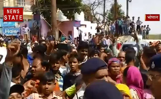 Madhya Pradesh : भोपाल में पानी को लेकर जमकर हंगामा 