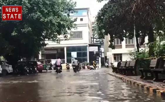 CUT2CUT :कथित तौर पर नशे की हालत में मरीज पर गिरा डॉक्टर, लोगों ने जमकर धुना, यहां देखें VIDEO