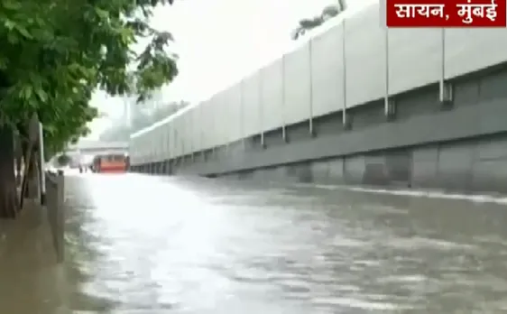 मुंबई में आफत की बारिश जारी, जगह जगह वाटर लॉगिंग की परेशानी 