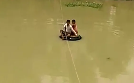 बिहार में बाढ़ का कहर, लाखों लोगों के सामने जीवनयापन का संकट, देखिए VIDEO 
