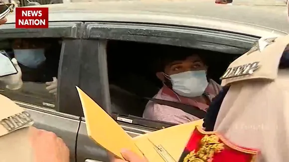 दिल्ली में Weekend Curfew पर मुस्तैद दिखी Delhi Police