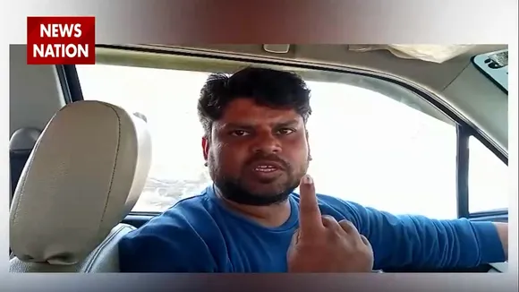 वोट वाली उंगली : लोकतंत्र के महापर्व पर करिए वोट, भेजिए हमें वोट वाली उंगली की सेल्फी !